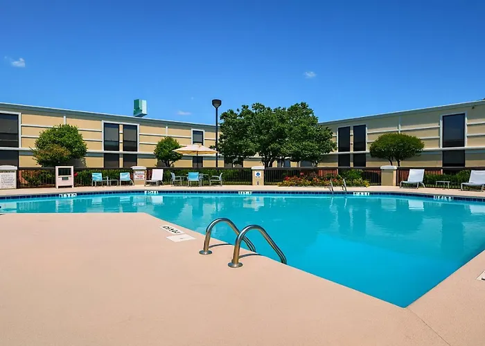 Holiday Inn Lumberton By Ihg